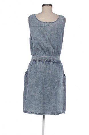 Рокля Milla, Размер M, Цвят Син, Цена 39,00 лв.