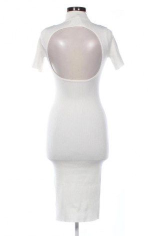 Рокля Missguided, Размер S, Цвят Бял, Цена 28,88 лв.