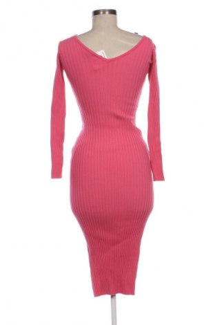 Šaty  Mochy, Velikost M, Barva Růžová, Cena  371,00 Kč