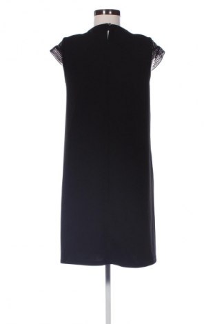 Рокля Mohito, Размер M, Цвят Черен, Цена 29,00 лв.