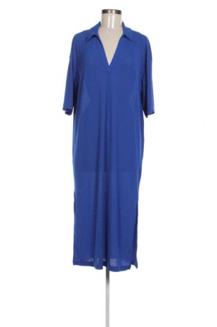 Kleid Monki, Größe M, Farbe Blau, Preis 11,99 €