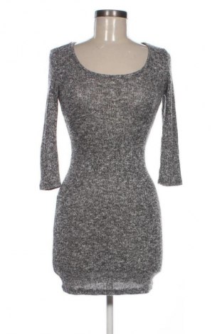 Sukienka Monteau, Rozmiar XS, Kolor Szary, Cena 51,99 zł