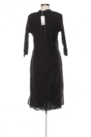 Šaty  Myrine, Velikost M, Barva Vícebarevné, Cena  1 367,00 Kč