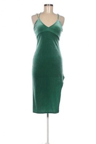 Рокля NEW COLLECTION, Размер M, Цвят Зелен, Цена 87,99 лв.