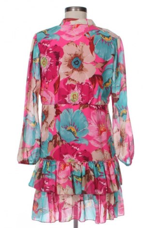 Рокля NEW COLLECTION, Размер M, Цвят Многоцветен, Цена 108,00 лв.