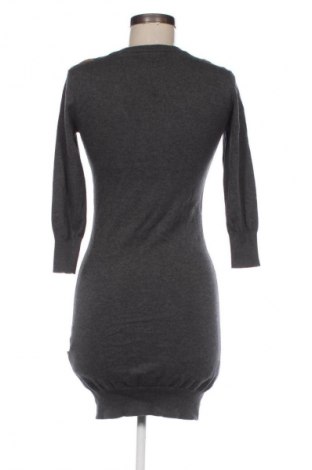 Rochie Naketano, Mărime M, Culoare Gri, Preț 216,00 Lei