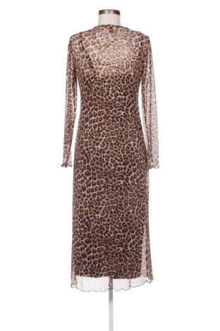 Рокля New Look, Размер L, Цвят Многоцветен, Цена 29,33 лв.