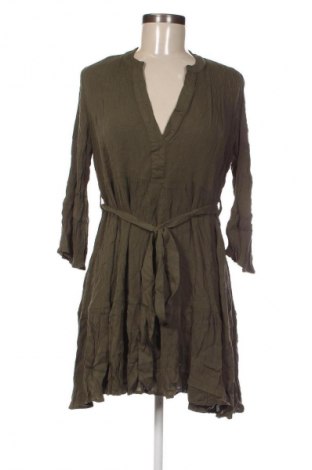 Kleid ONLY, Größe M, Farbe Grün, Preis 41,99 €