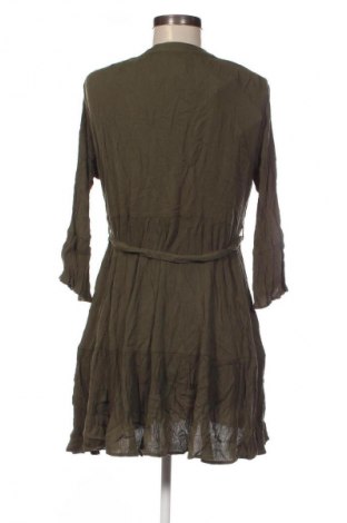 Kleid ONLY, Größe M, Farbe Grün, Preis 41,99 €
