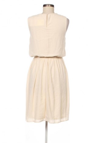 Рокля ONLY, Размер S, Цвят Бежов, Цена 62,99 лв.