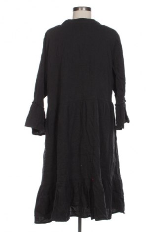 Ruha ONLY Carmakoma, Méret XL, Szín Fekete, Ár 27 669 Ft