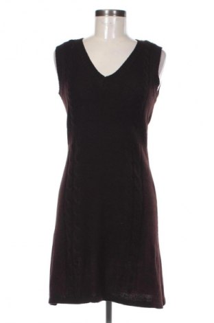 Рокля Okay, Размер M, Цвят Кафяв, Цена 19,99 лв.