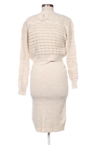 Šaty  Olalook, Velikost S, Barva Béžová, Cena  367,00 Kč