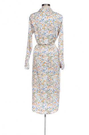 Šaty  Pieces, Velikost L, Barva Vícebarevné, Cena  430,00 Kč