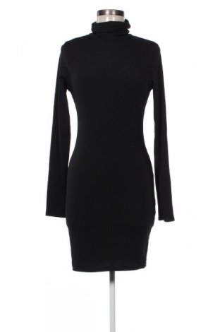 Šaty  Pretty Little Thing, Velikost L, Barva Černá, Cena  309,00 Kč