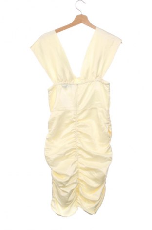 Sukienka Pretty Little Thing, Rozmiar M, Kolor Żółty, Cena 133,66 zł