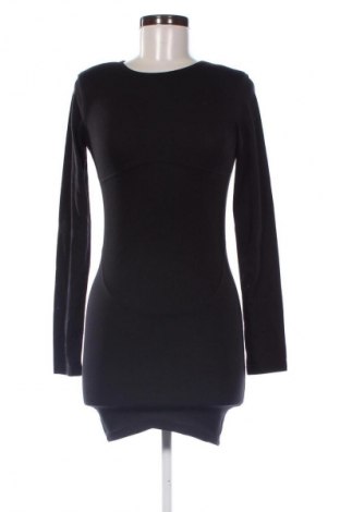 Рокля Pretty Little Thing, Размер M, Цвят Черен, Цена 45,98 лв.