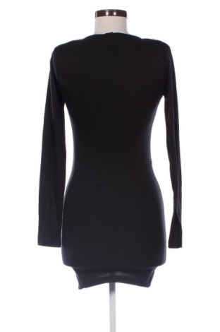 Рокля Pretty Little Thing, Размер M, Цвят Черен, Цена 45,98 лв.