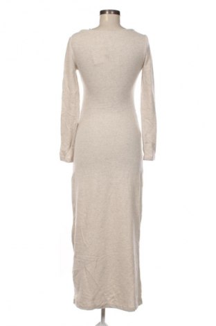 Šaty  Pull&Bear, Veľkosť M, Farba Béžová, Cena  17,95 €