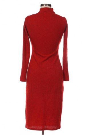 Kleid Pull&Bear, Größe M, Farbe Rot, Preis € 19,99