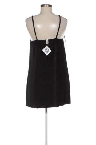 Sukienka Pull&Bear, Rozmiar S, Kolor Czarny, Cena 47,99 zł