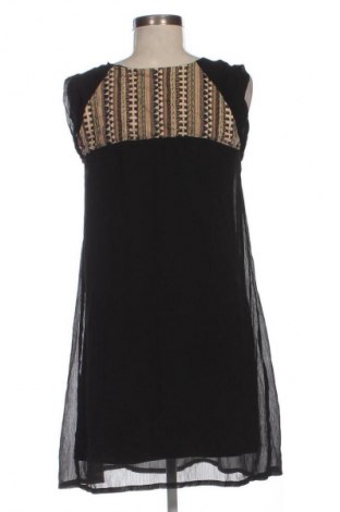 Šaty  Pull&Bear, Veľkosť L, Farba Čierna, Cena  14,83 €