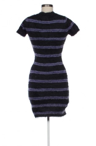 Sukienka Ragged, Rozmiar M, Kolor Kolorowy, Cena 156,99 zł