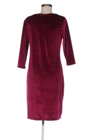 Рокля Reserved, Размер XL, Цвят Червен, Цена 54,15 лв.