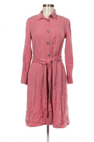 Рокля Reserved, Размер S, Цвят Розов, Цена 38,76 лв.