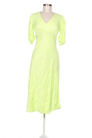 Kleid Reserved, Größe M, Farbe Grün, Preis 15,47 €