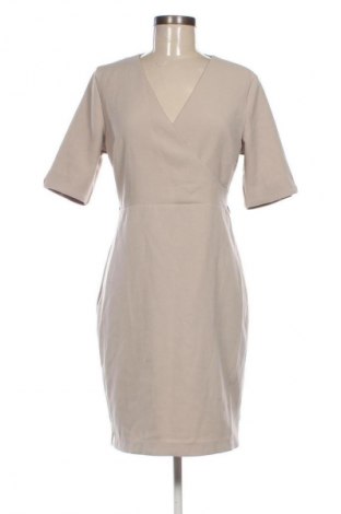 Ruha Reserved, Méret M, Szín Ekrü
, Ár 5 800 Ft