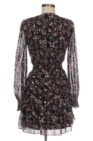 Рокля Reserved, Размер XS, Цвят Многоцветен, Цена 58,00 лв.