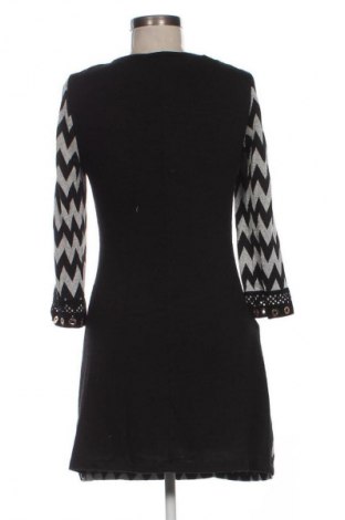 Rochie Rinascimento, Mărime S, Culoare Multicolor, Preț 405,99 Lei