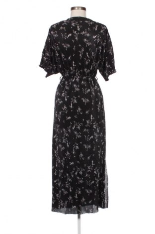 Рокля Robin, Размер S, Цвят Многоцветен, Цена 60,00 лв.