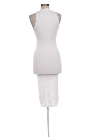 Ruha Rt, Méret S, Szín Fehér, Ár 5 865 Ft