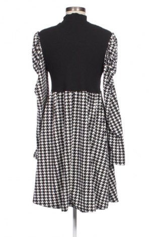 Šaty  SHEIN, Velikost XL, Barva Vícebarevné, Cena  269,00 Kč