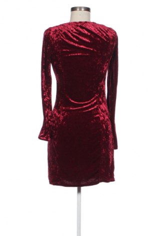 Рокля SHEIN, Размер M, Цвят Червен, Цена 21,99 лв.