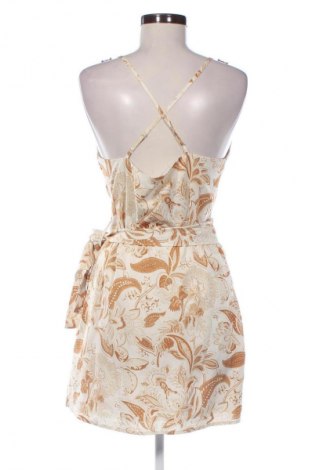 Рокля SHEIN, Размер M, Цвят Многоцветен, Цена 23,99 лв.