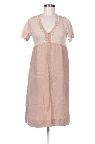 Šaty  Sandro, Velikost L, Barva Popelavě růžová, Cena  1 646,00 Kč