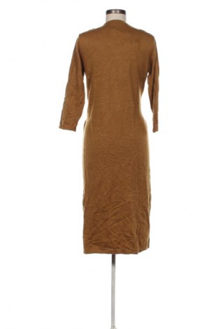 Рокля Selected, Размер M, Цвят Кафяв, Цена 139,99 лв.