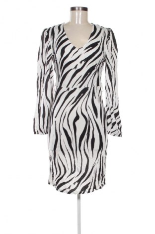 Sukienka Sinsay, Rozmiar M, Kolor Kolorowy, Cena 66,65 zł