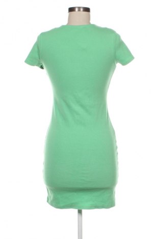 Рокля Sinsay, Размер XL, Цвят Зелен, Цена 29,00 лв.