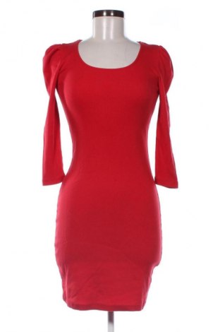 Рокля Sinsay, Размер M, Цвят Червен, Цена 17,99 лв.