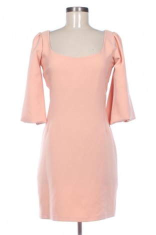 Рокля Siste's, Размер M, Цвят Екрю, Цена 82,00 лв.