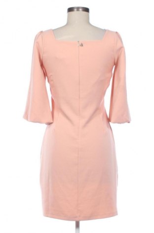 Рокля Siste's, Размер M, Цвят Екрю, Цена 82,00 лв.