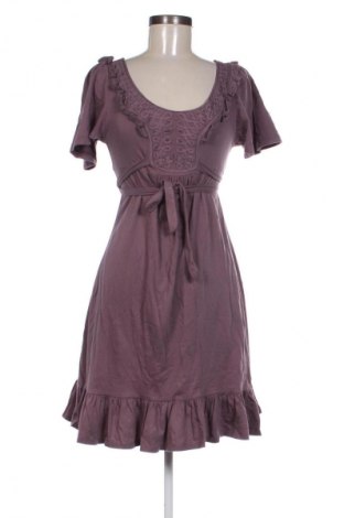 Φόρεμα Soul Rebel, Μέγεθος M, Χρώμα Σάπιο μήλο, Τιμή 15,00 €