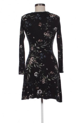 Рокля Springfield, Размер S, Цвят Многоцветен, Цена 27,00 лв.