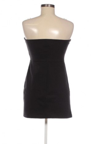 Sukienka Stradivarius, Rozmiar L, Kolor Czarny, Cena 96,00 zł