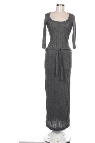 Šaty  Stradivarius, Veľkosť S, Farba Sivá, Cena  14,95 €