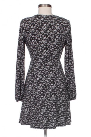 Šaty  Strellson, Velikost M, Barva Vícebarevné, Cena  302,00 Kč